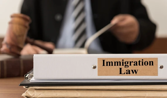 Advantages of using our Philadelphia immigration bail bond services including 24/7 help and flexible plans.